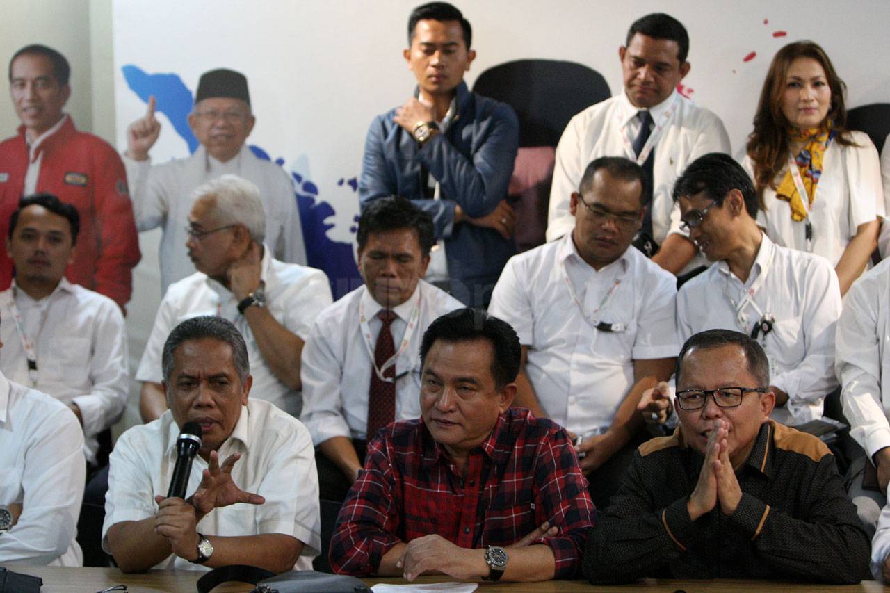 Tim Hukum Jokowi-Maruf...