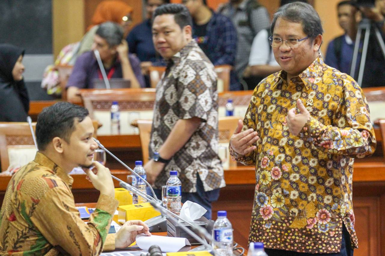 KemenkominfO, KPI, Dewan...