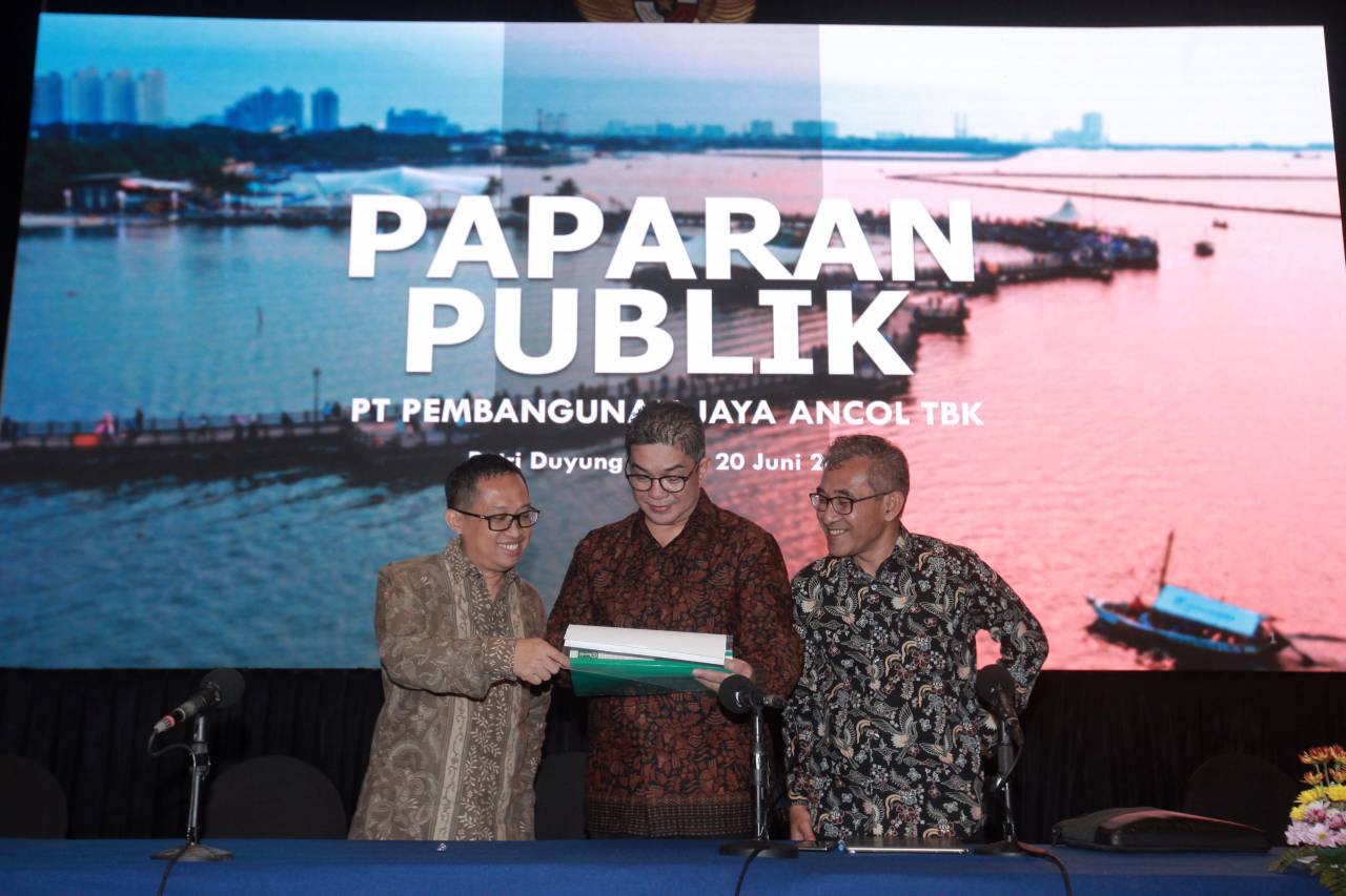 PT Pembangunan Jaya...