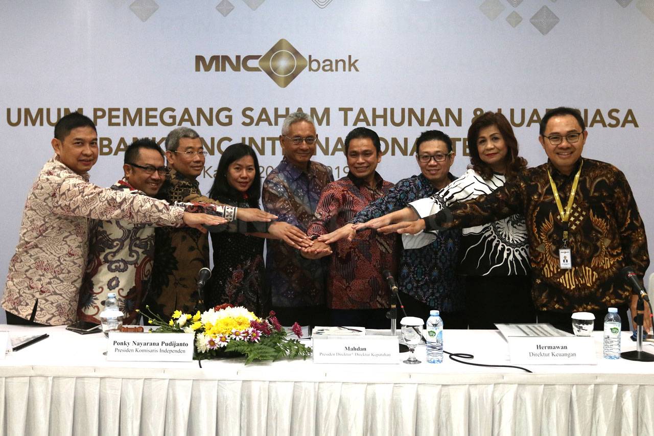 MNC Bank Bukukan Laba...