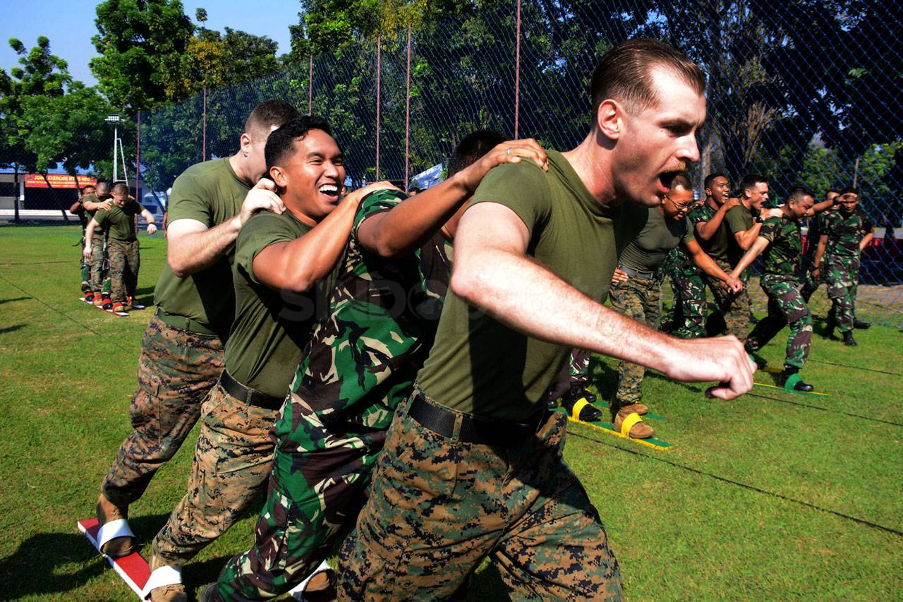 Keseruan Marinir Amerika...
