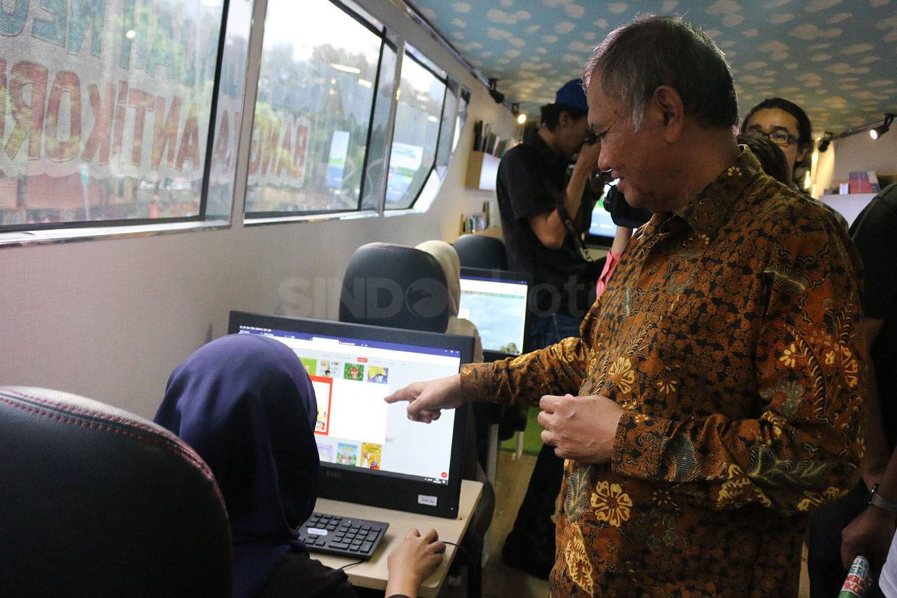 Jelajah Negeri Anti...