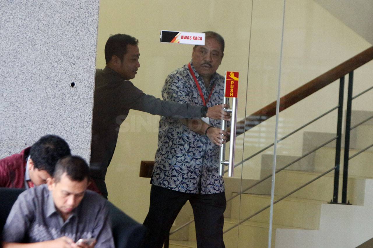 Kembangkan Kasus E-KTP,...