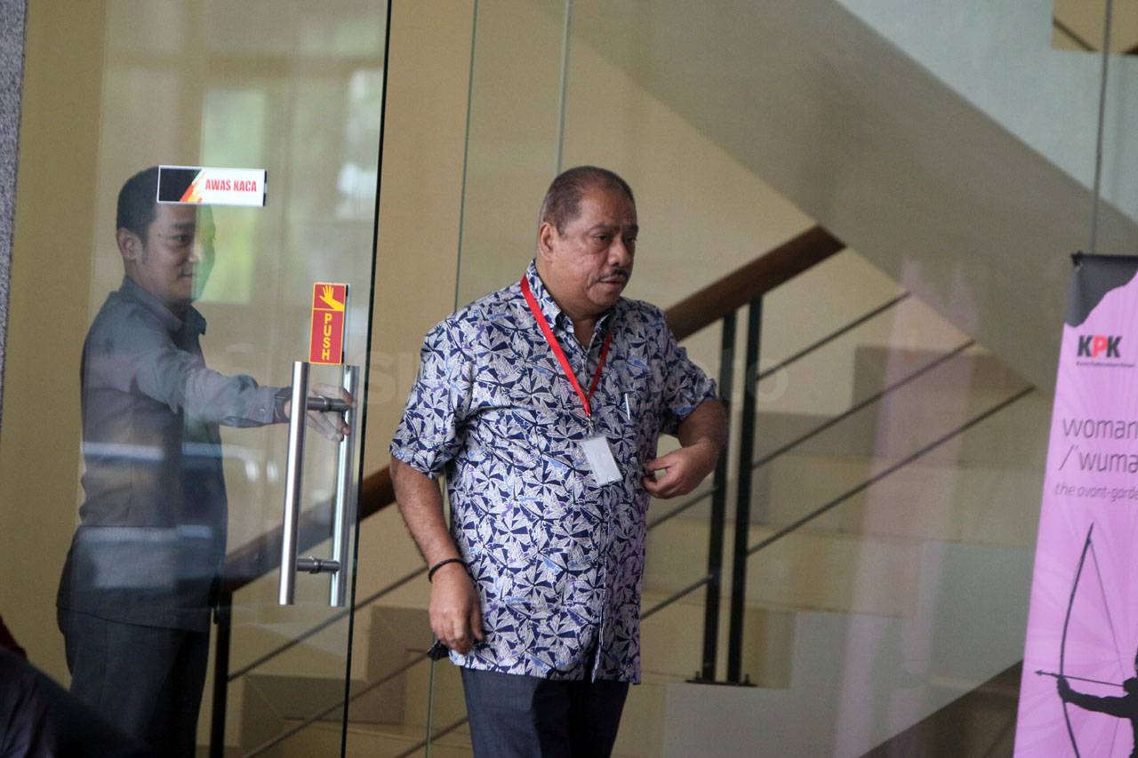 Kembangkan Kasus E-KTP,...