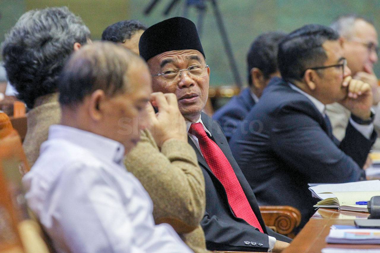 Mendikbud Raker dengan...