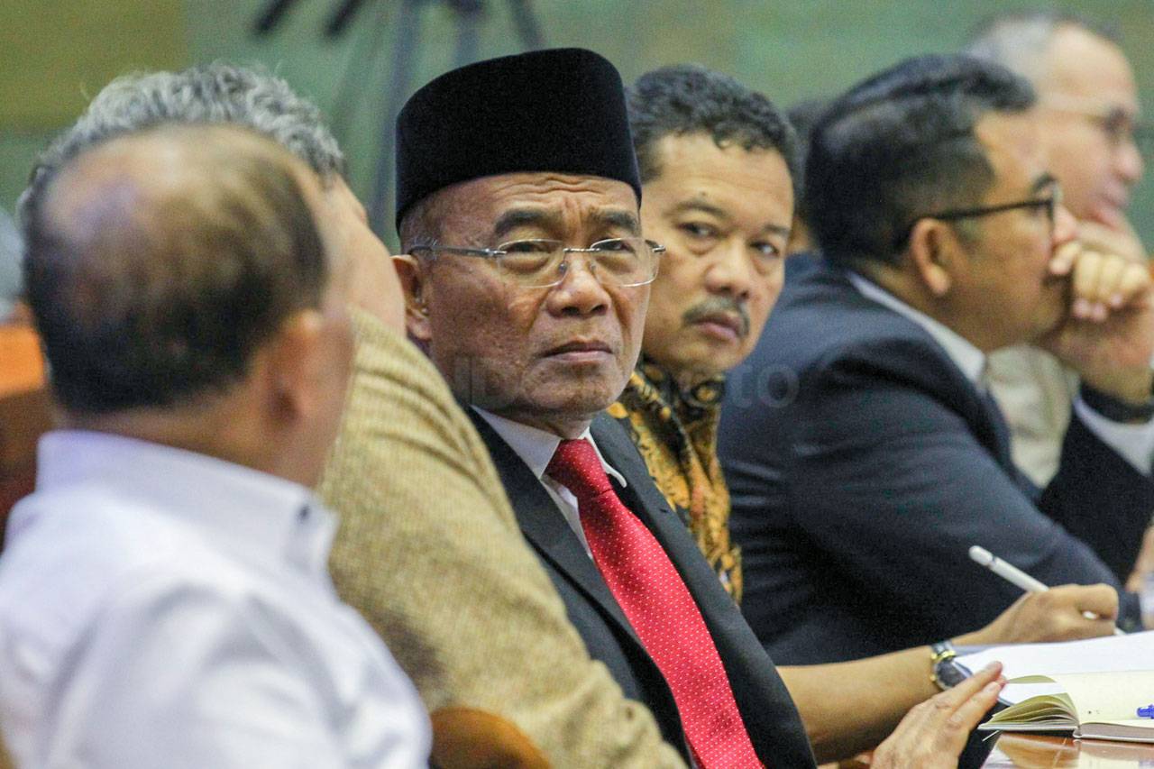 Mendikbud Raker dengan...