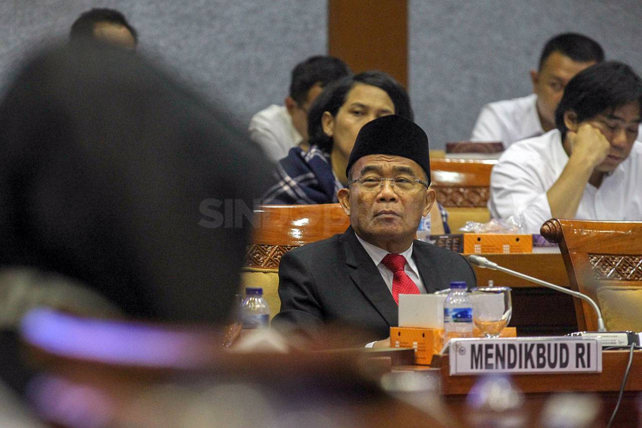 Mendikbud Raker dengan...