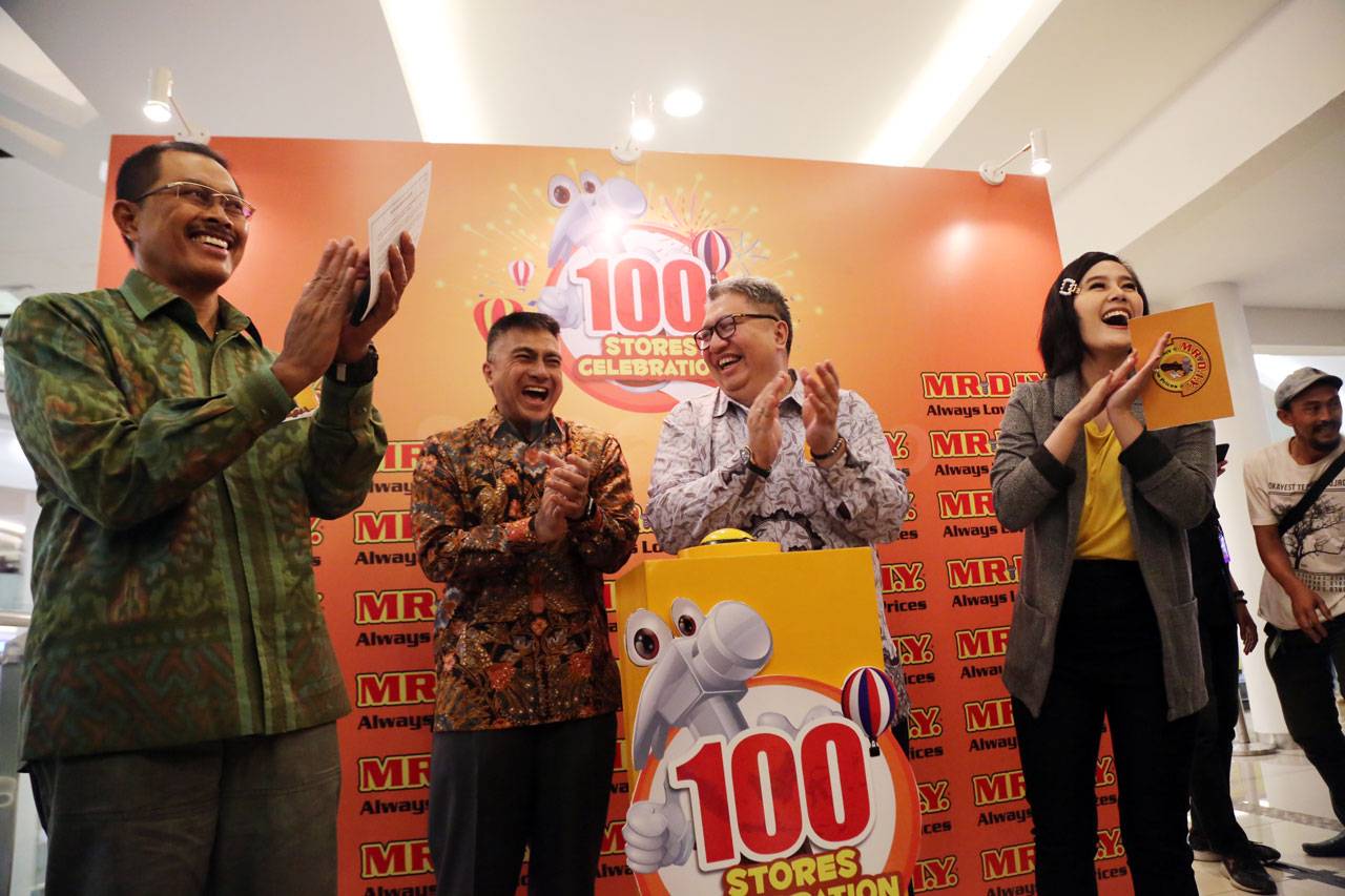 MR. DIY Resmikan Toko...