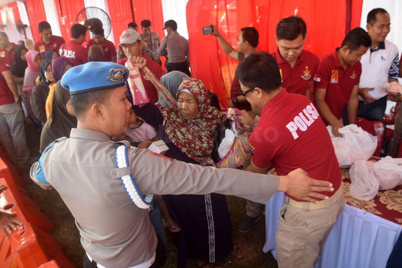Ribuan Warga Demak Ikuti...