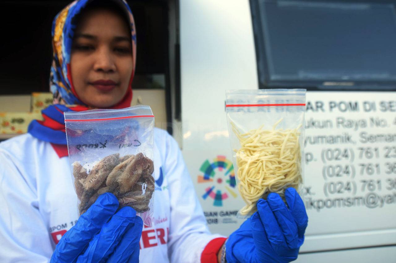 BPOM Semarang Peringati...
