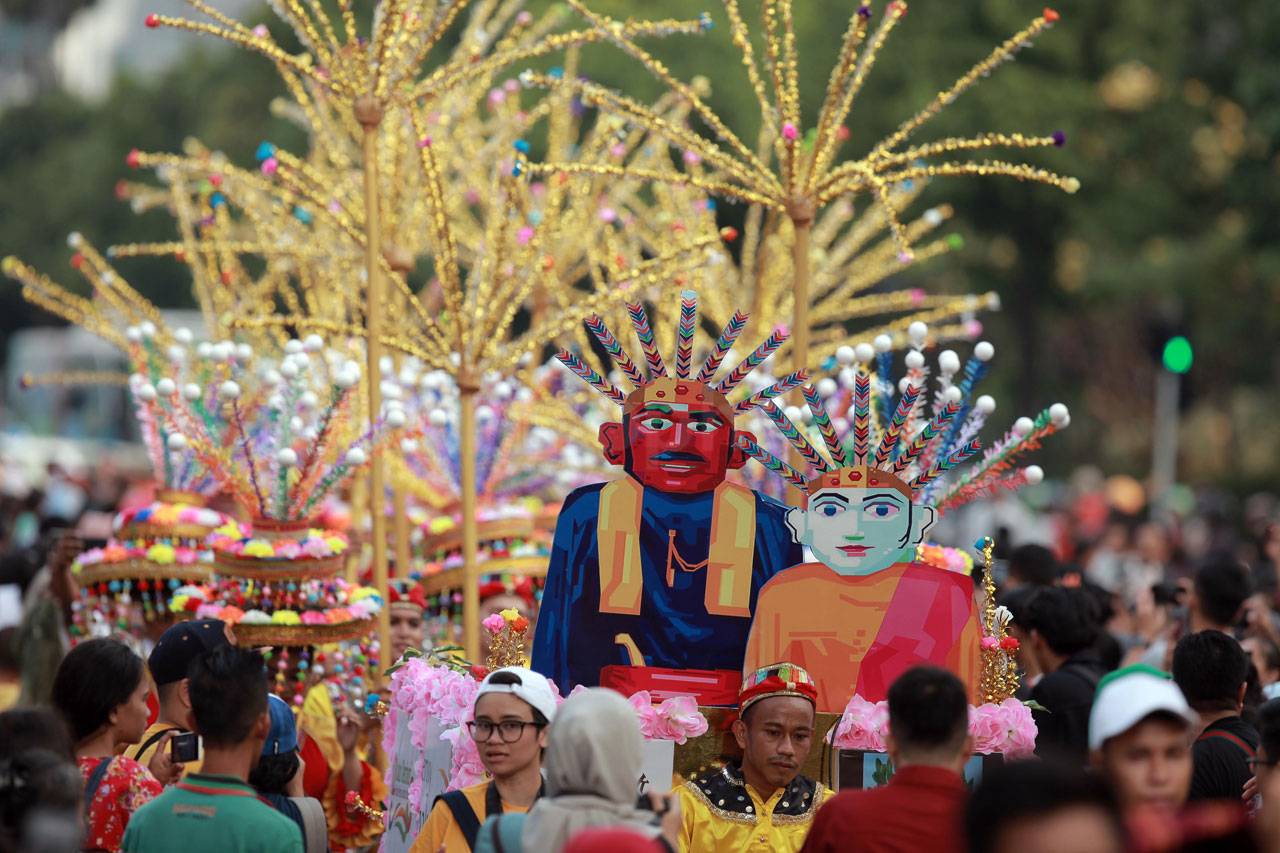 Semarak Warna-Warni...