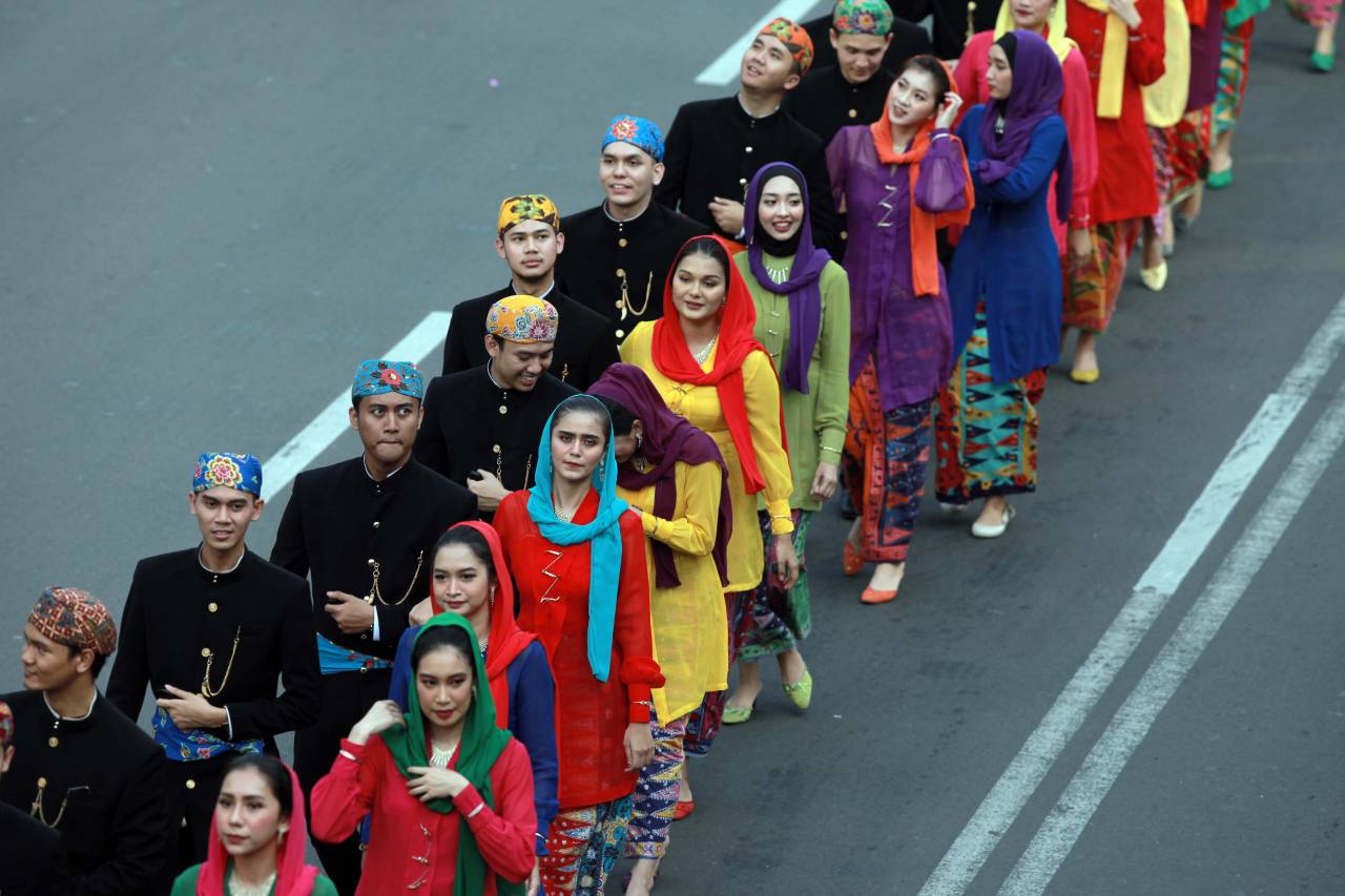 Semarak Warna-Warni...
