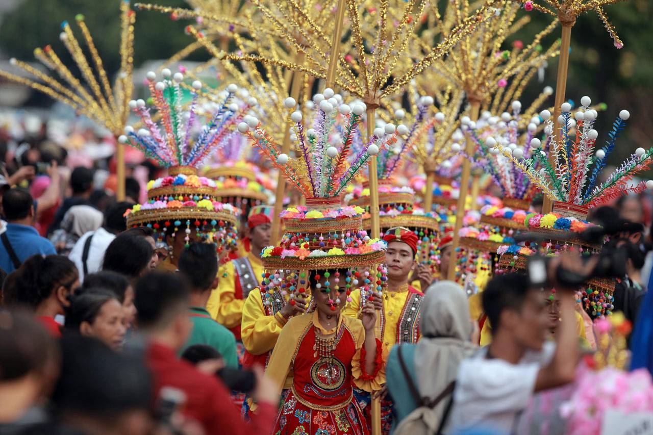 Semarak Warna-Warni...