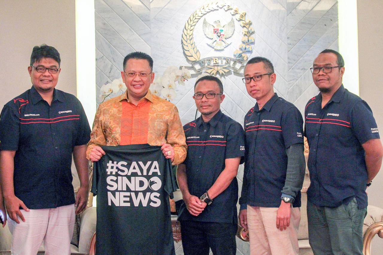 Ketua DPR Terima Kunjungan...