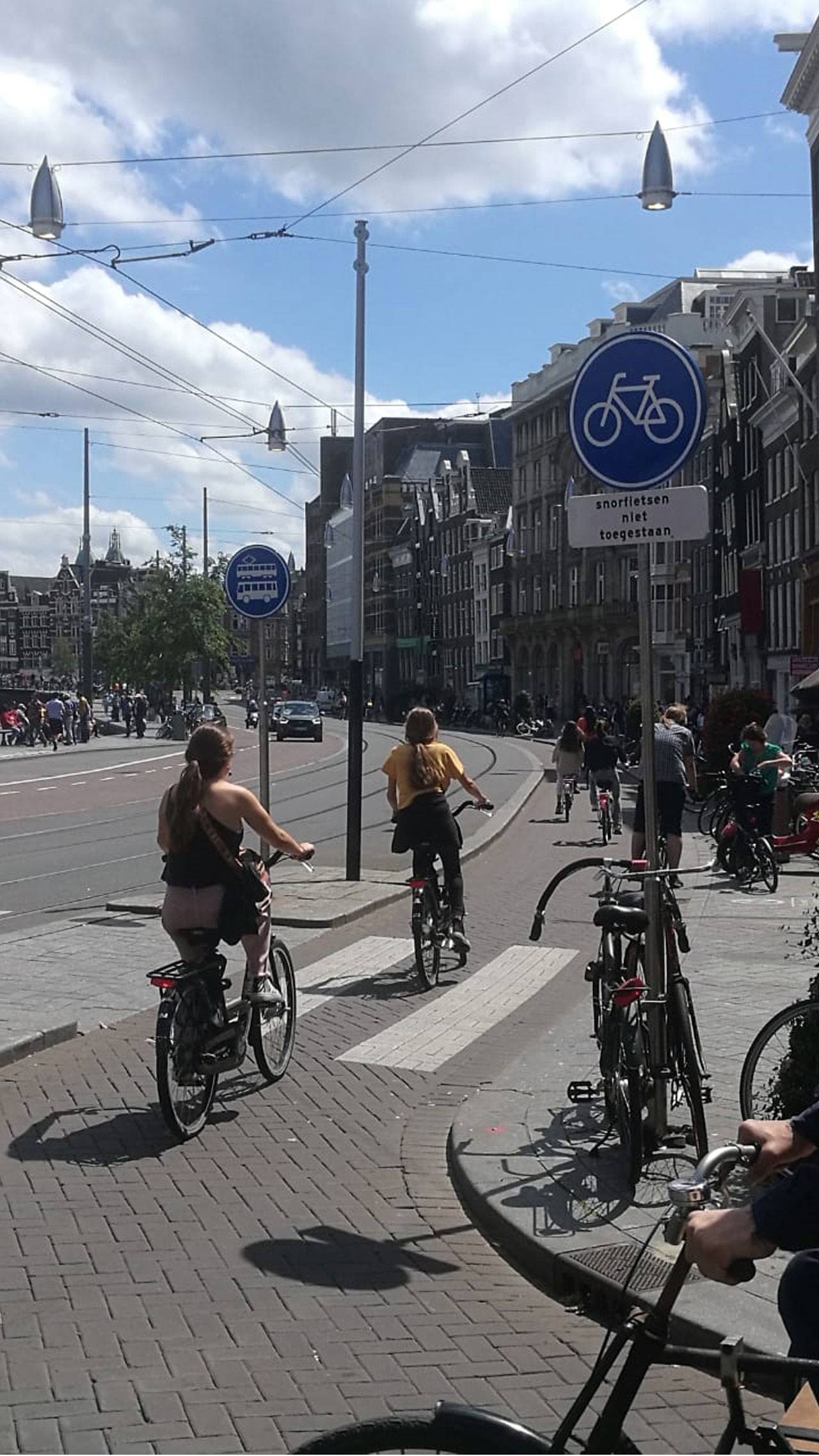 Amsterdam, Surga untuk...