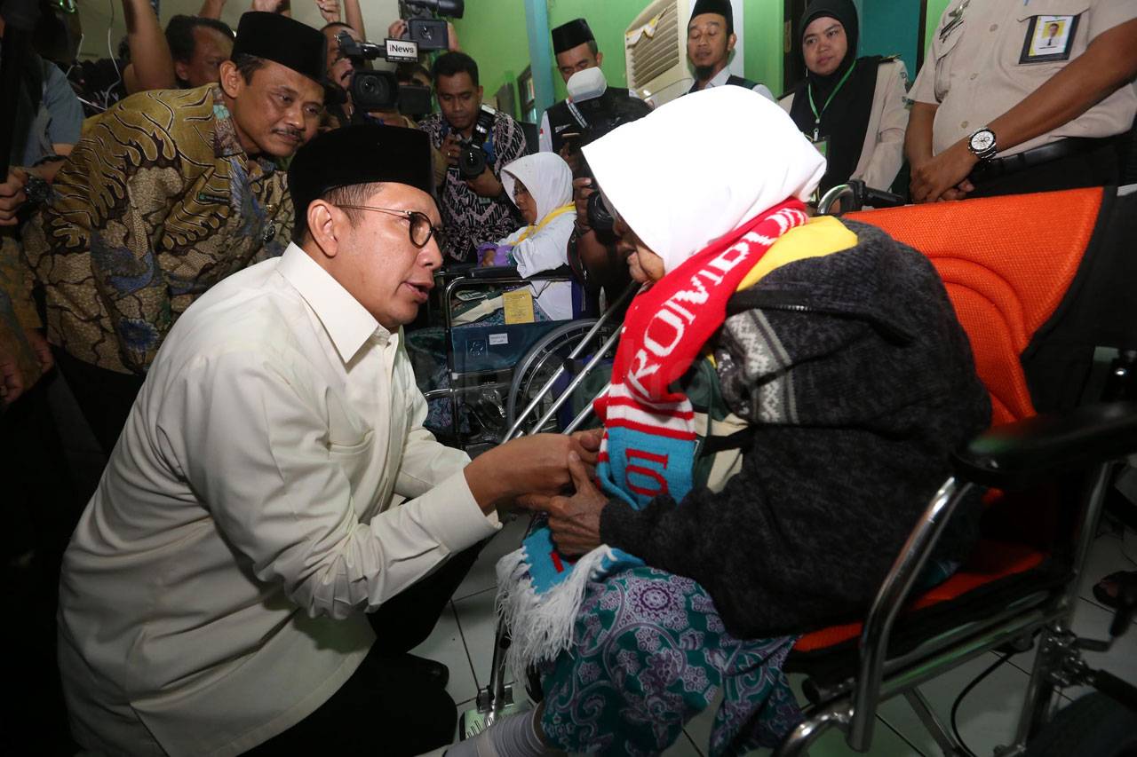 Menteri Agama Kunjungi...