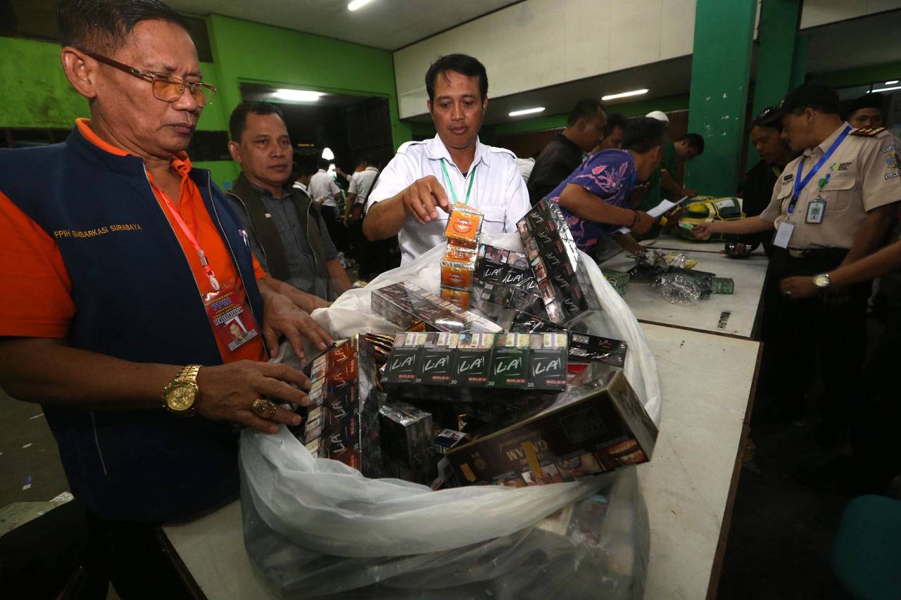 PPIH Embarkasi Surabaya...