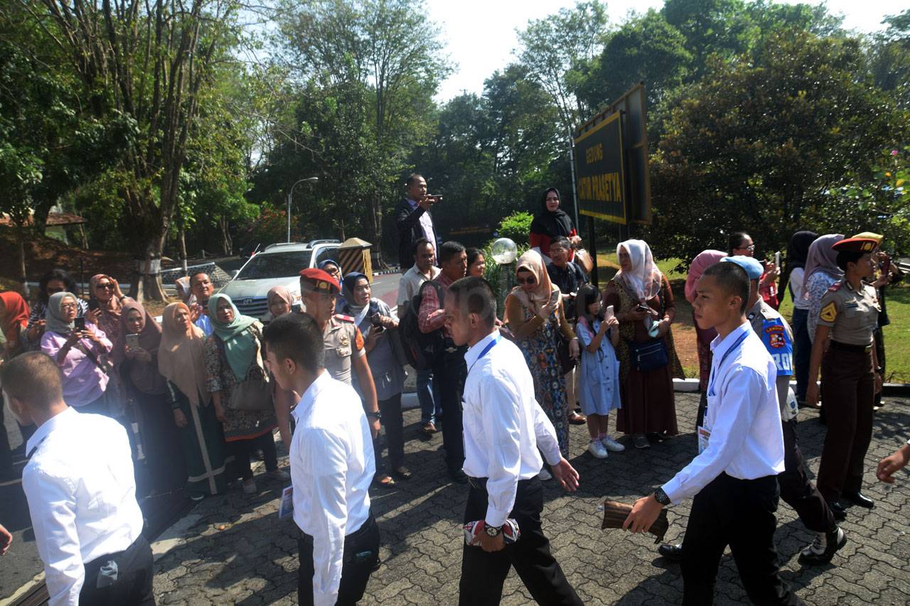 372 Calon Taruna Akpol...
