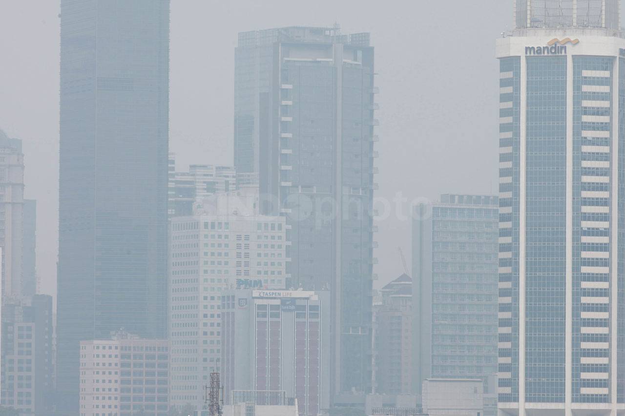 Pemandangan Gedung Bertingkat...