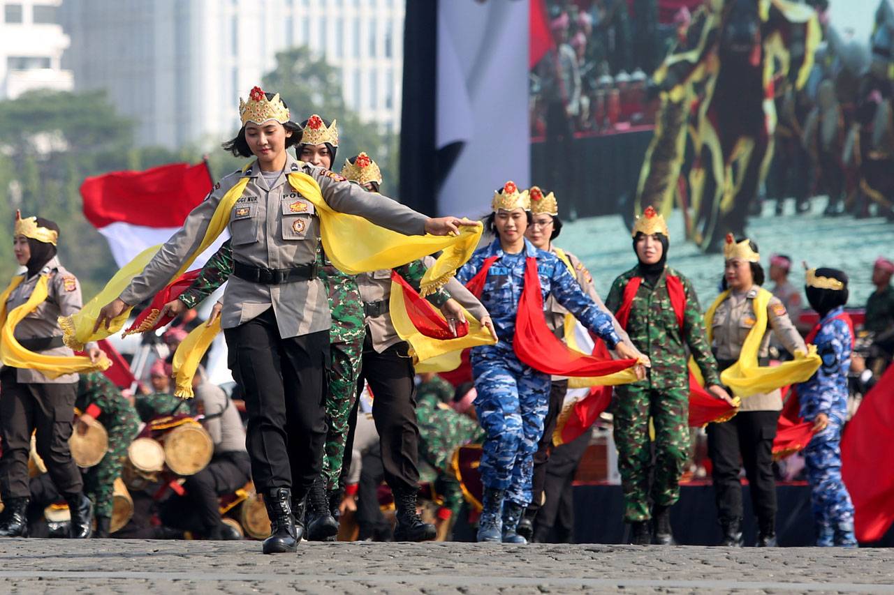 Presiden Jokowi Hadiri...