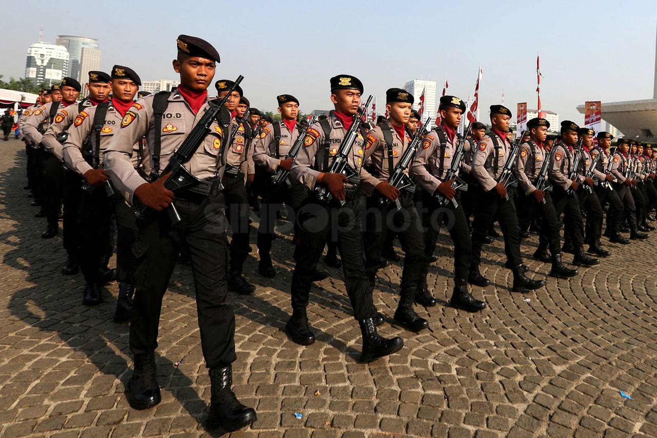 Presiden Jokowi Hadiri...