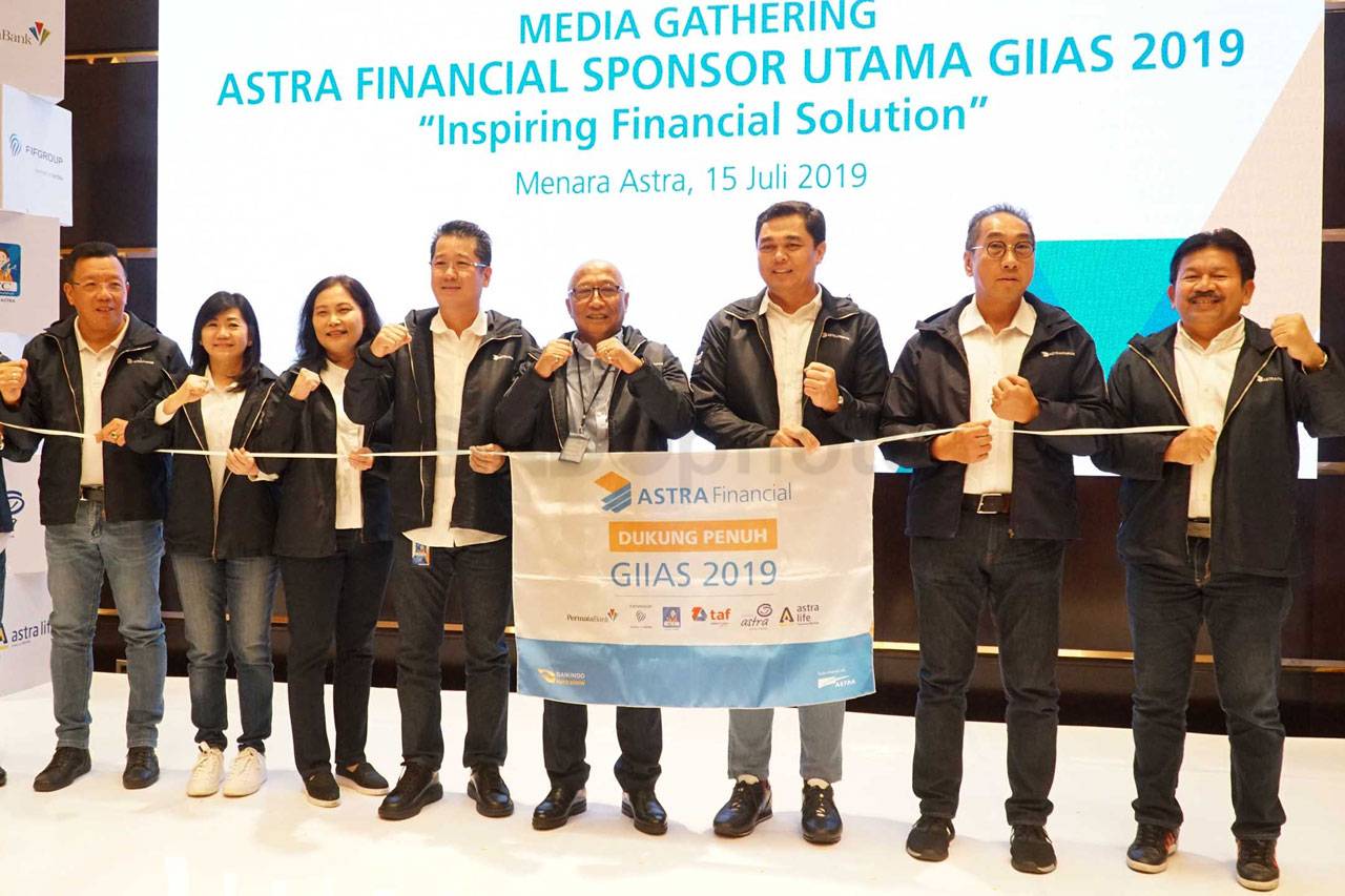 Astra Financial Kembali...
