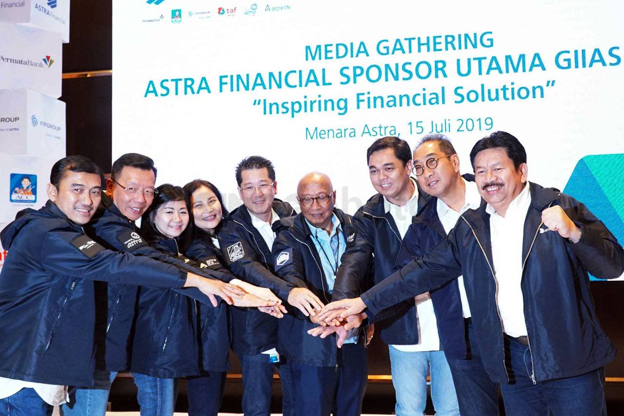 Astra Financial Kembali...