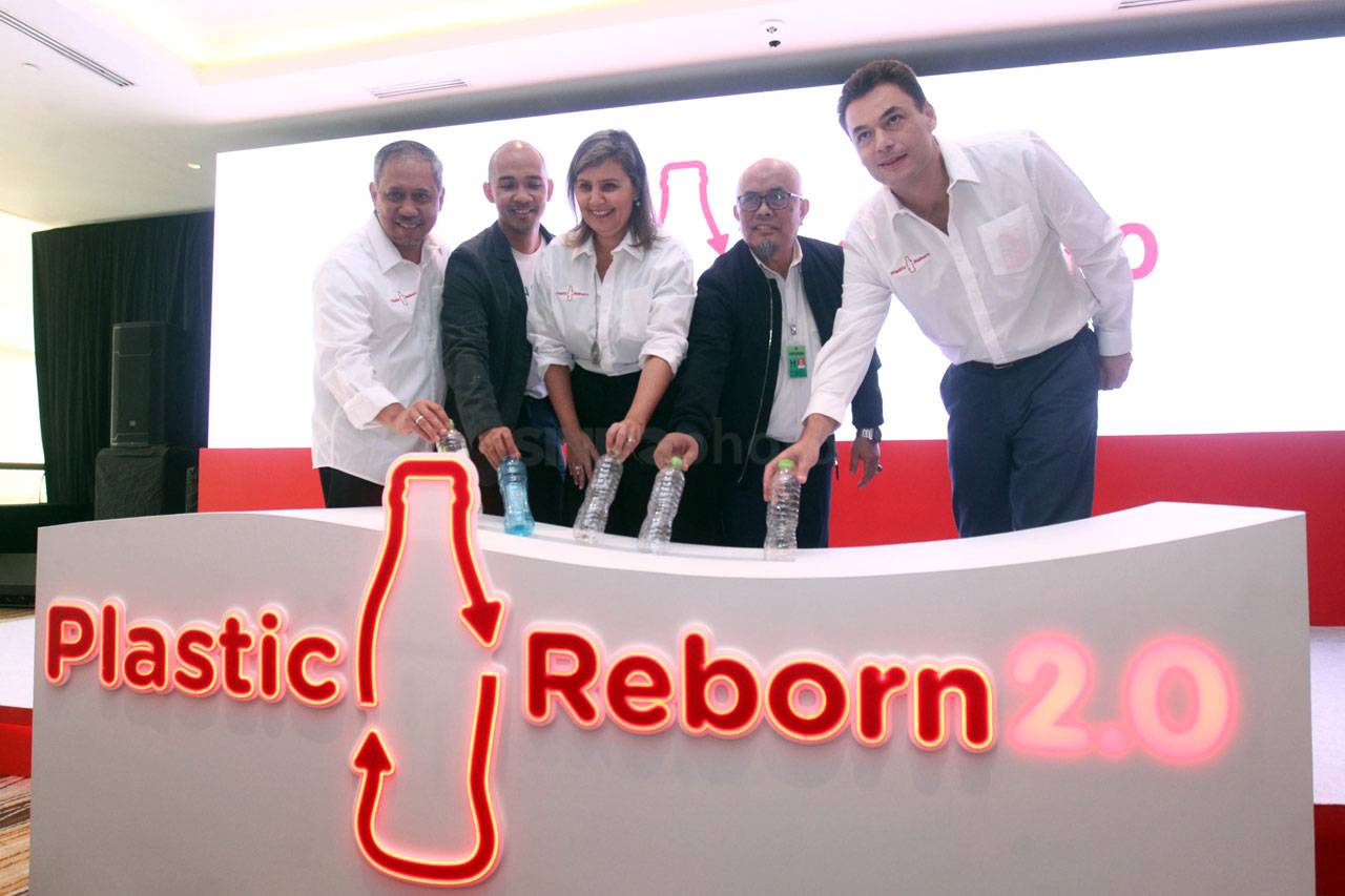 Coca-Cola Luncurkan...