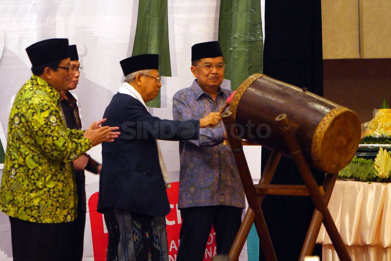 Wapres Jusuf Kalla Hadiri...