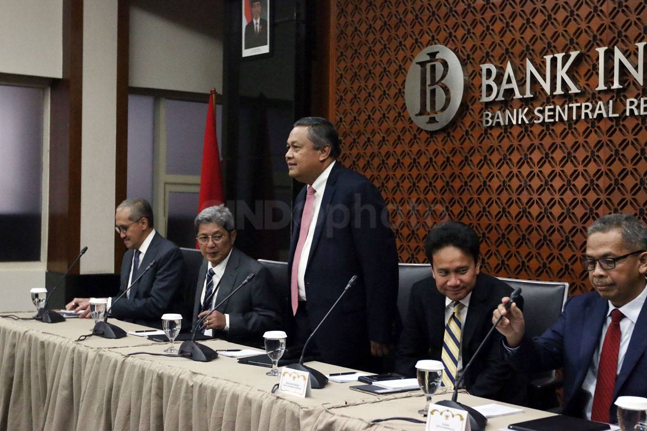 BI Turunkan Suku Bunga...