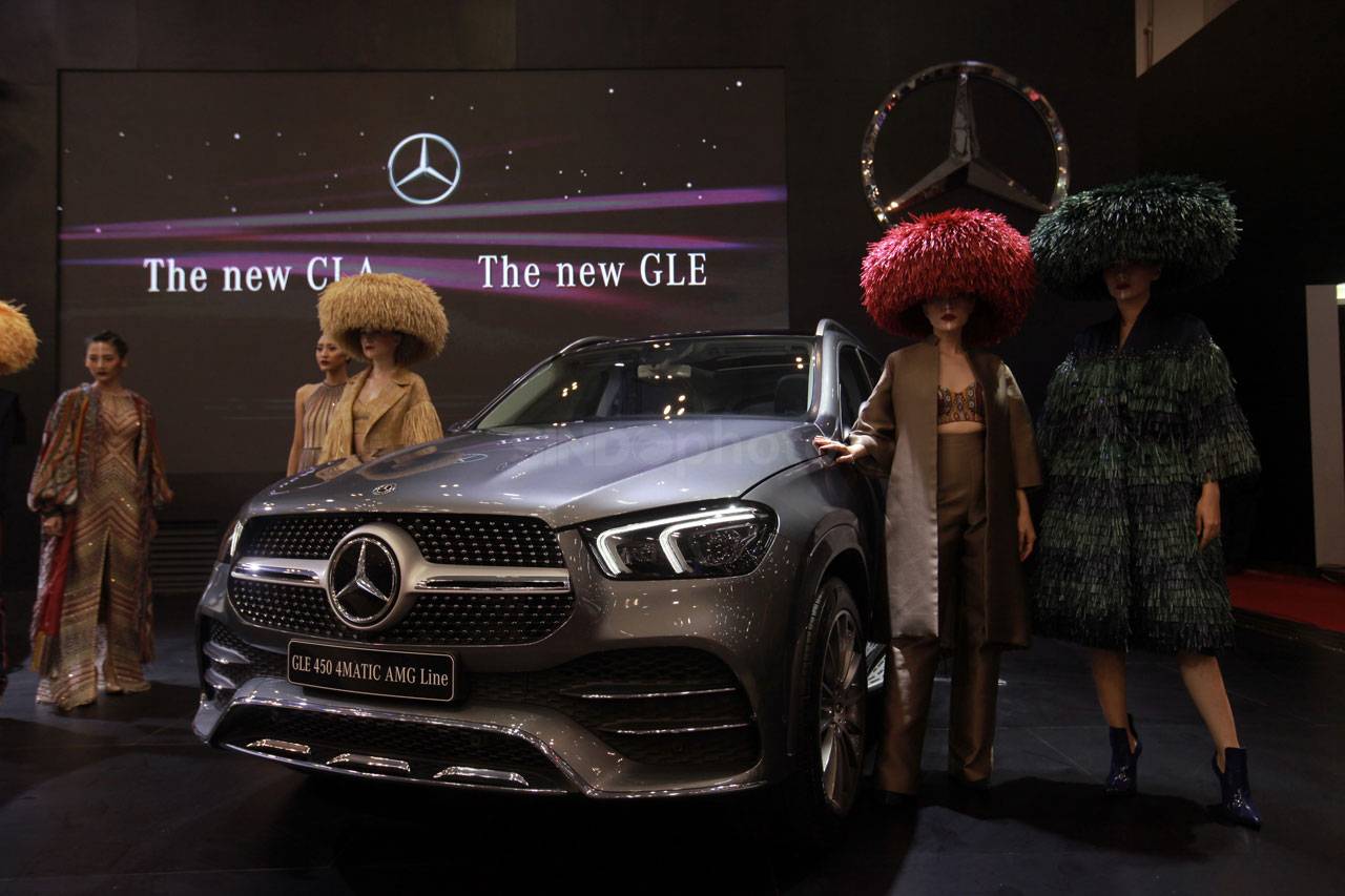 Mercedes-Benz Perkenalkan...