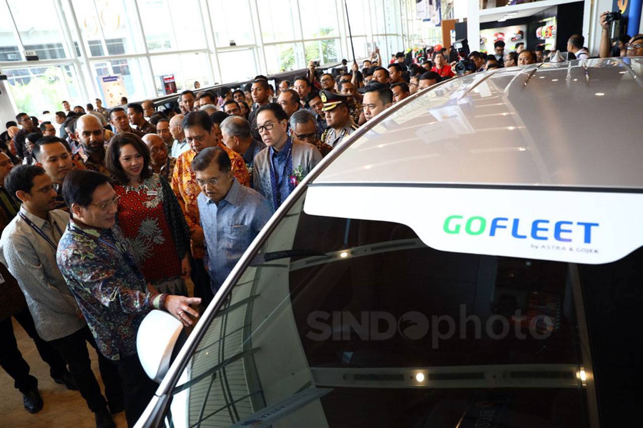 Astra dan GOJEK Luncurkan...