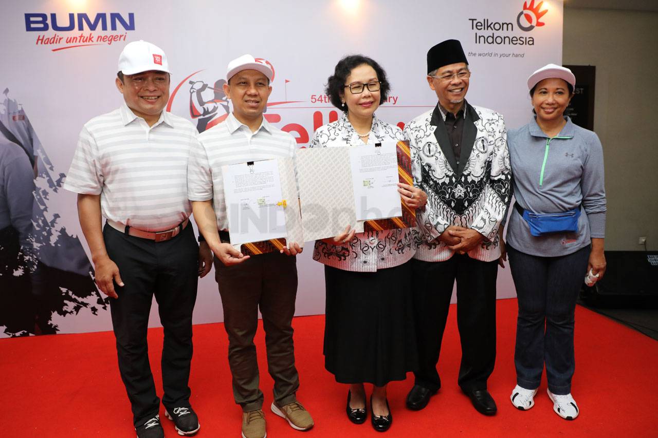 Telkom Gelar Charity...