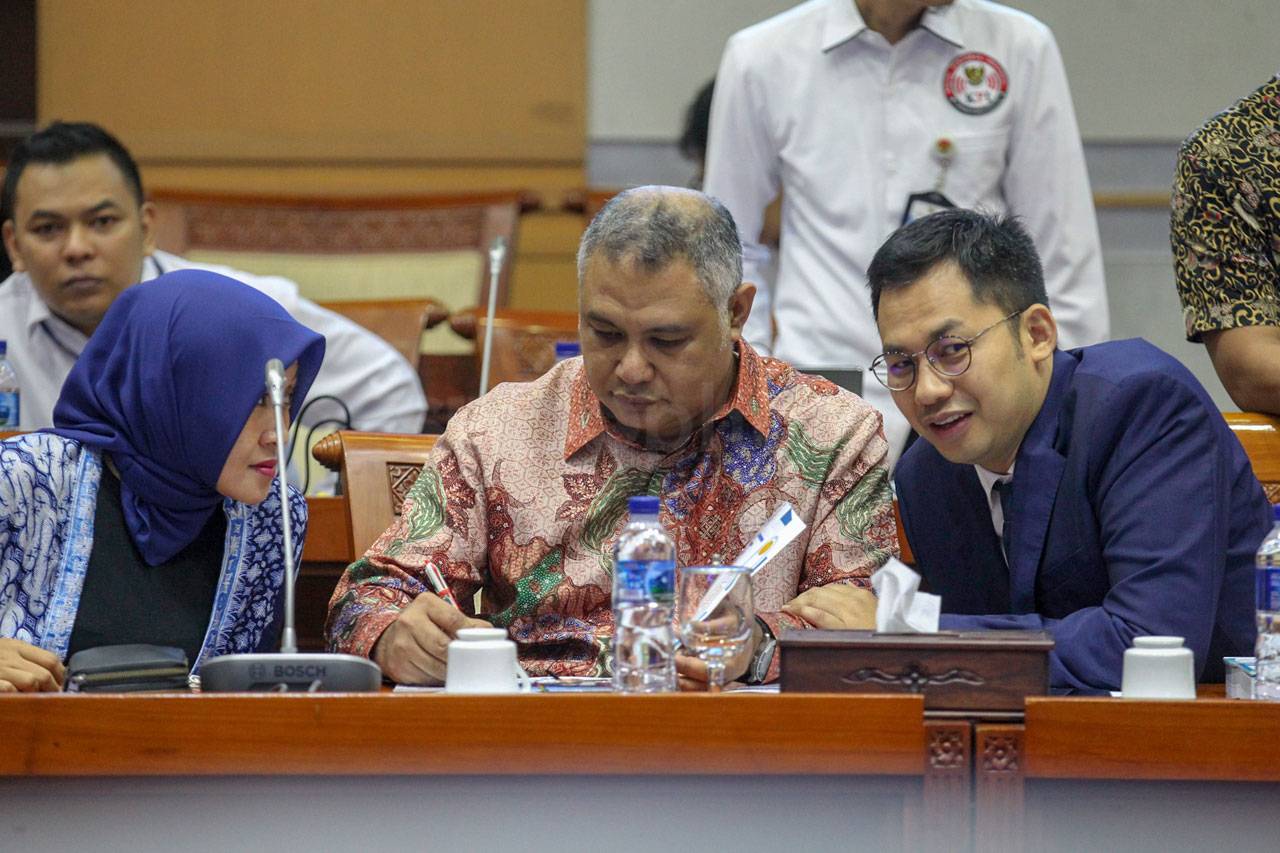 Komisi I DPR RDP dengan...