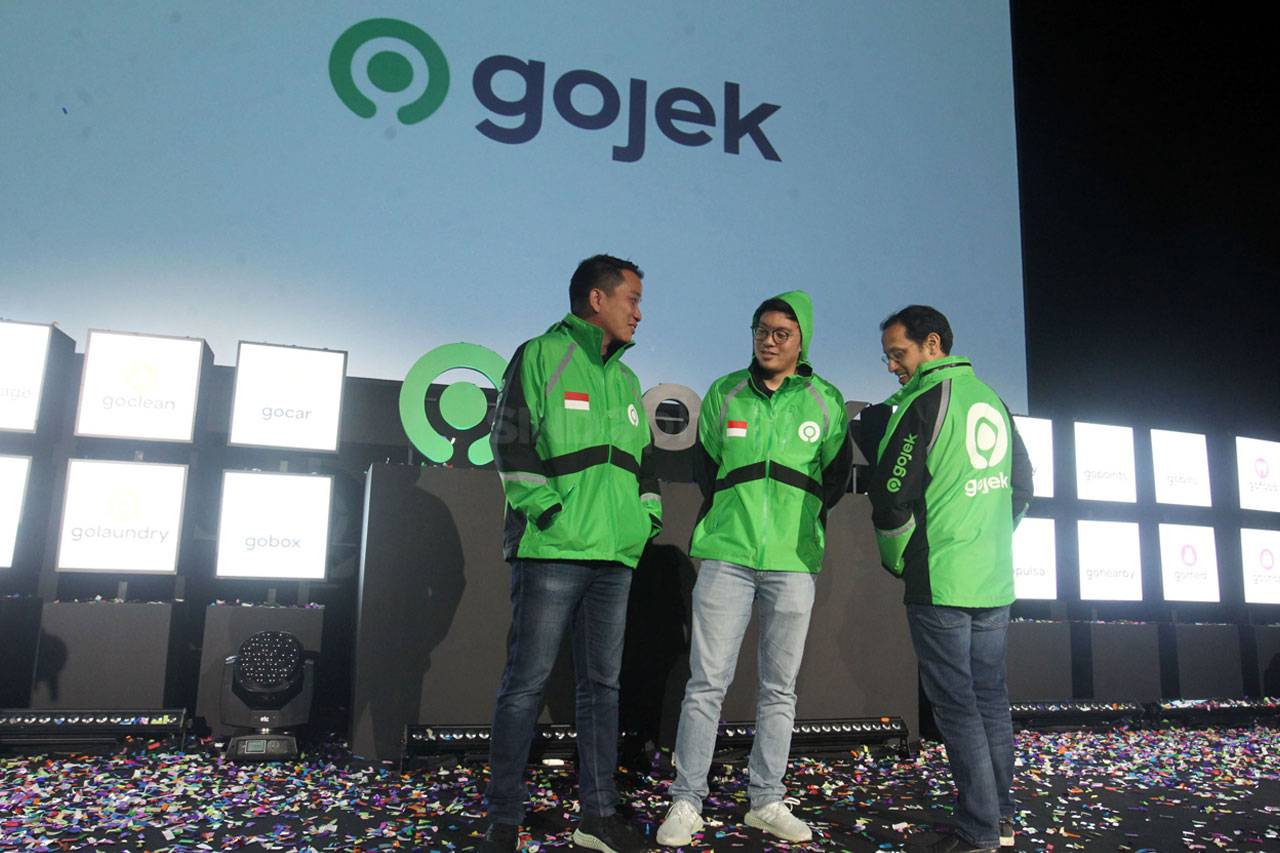 Gojek Resmikan Logo...