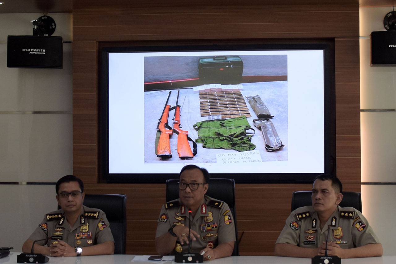 Polri Ungkap Kasus Terorisme...