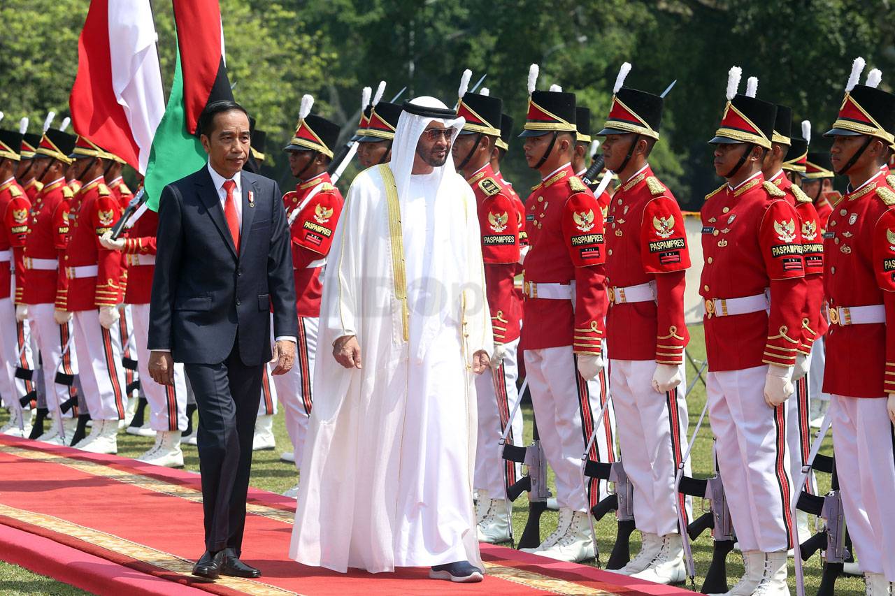 Presiden Jokowi Terima...
