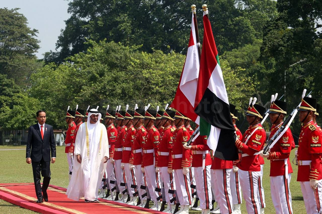 Presiden Jokowi Terima...