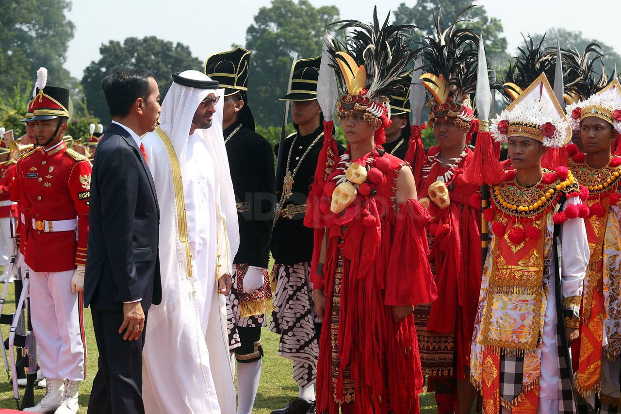 Presiden Jokowi Terima...