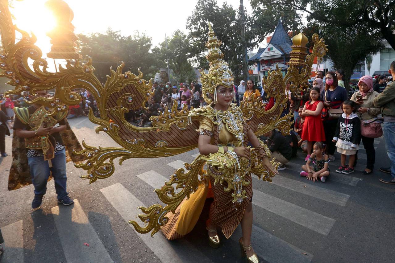 Solo Batik Carnival...