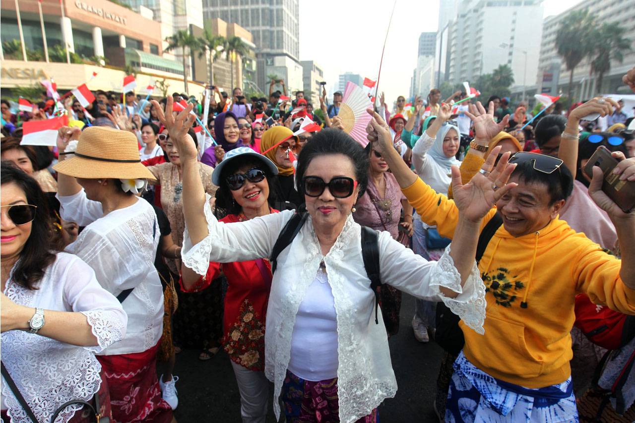Parade Cinta Busana...