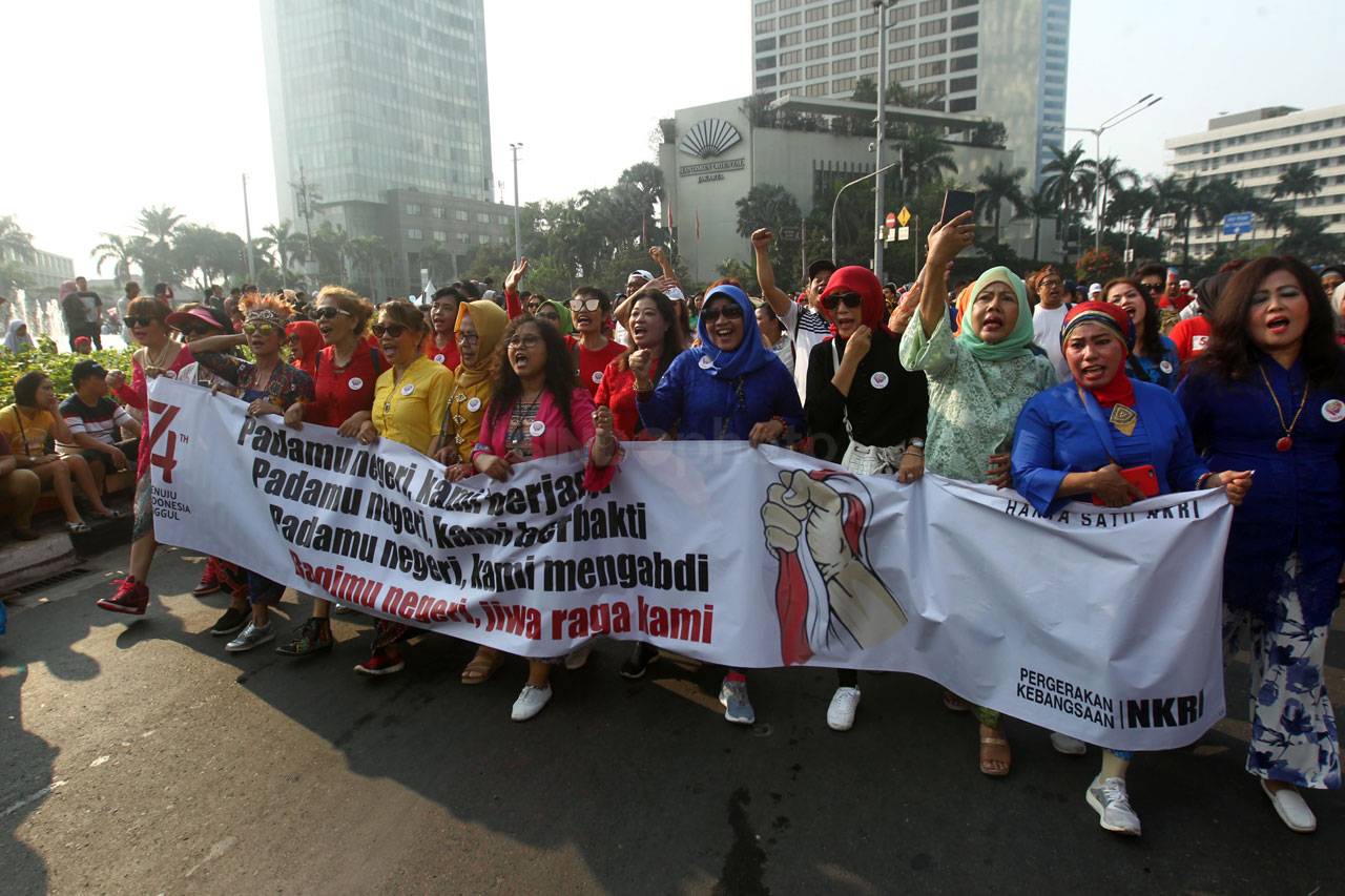 Parade Cinta Busana...