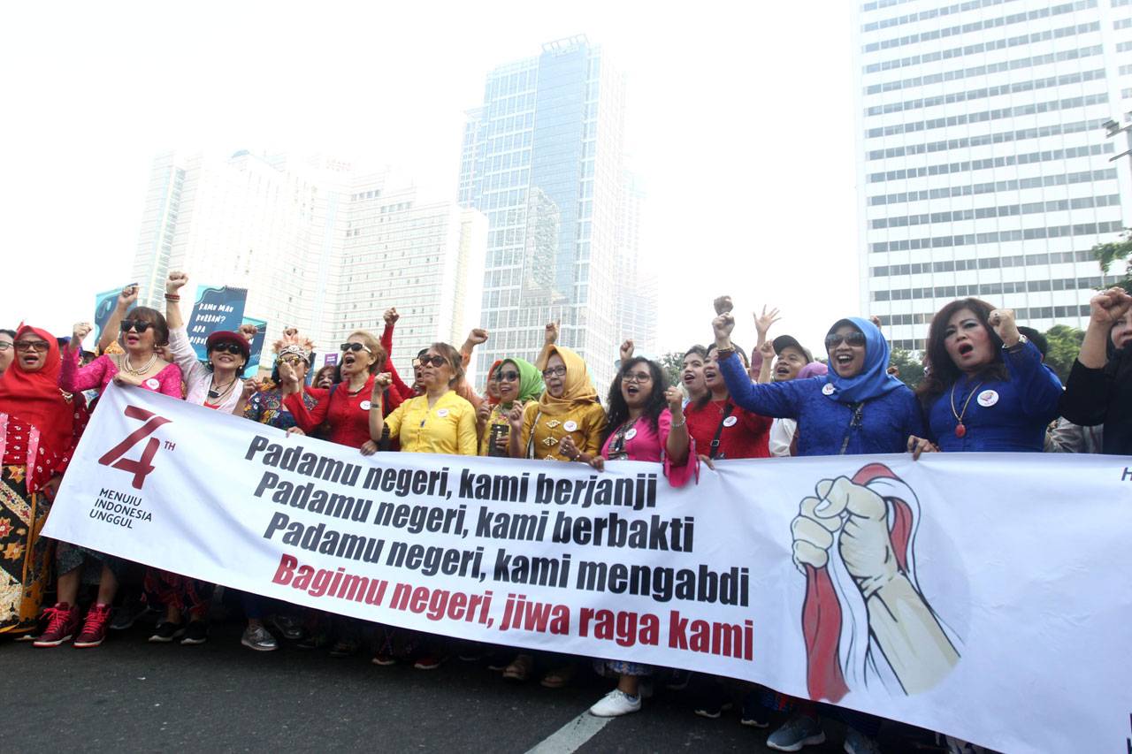 Parade Cinta Busana...