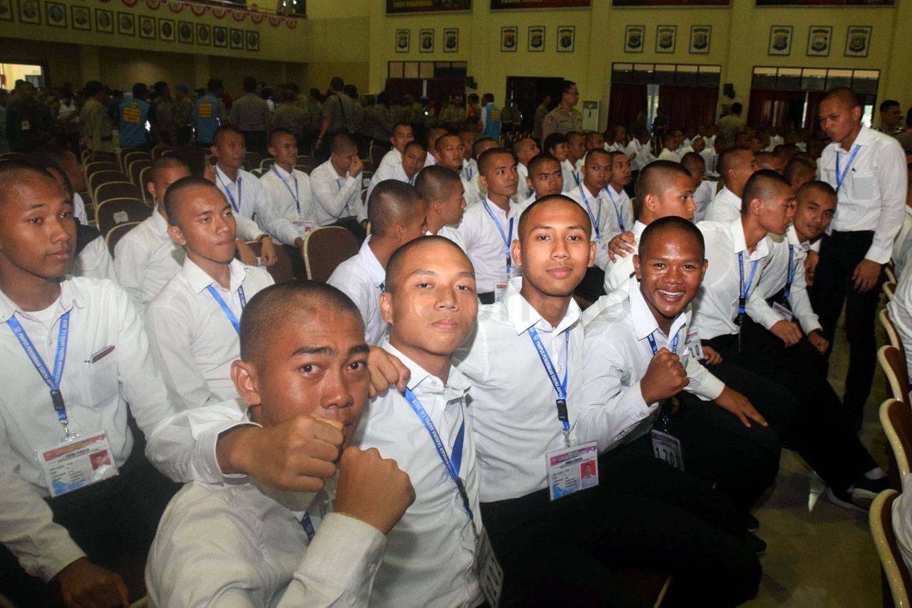 Suasana Haru Warnai...