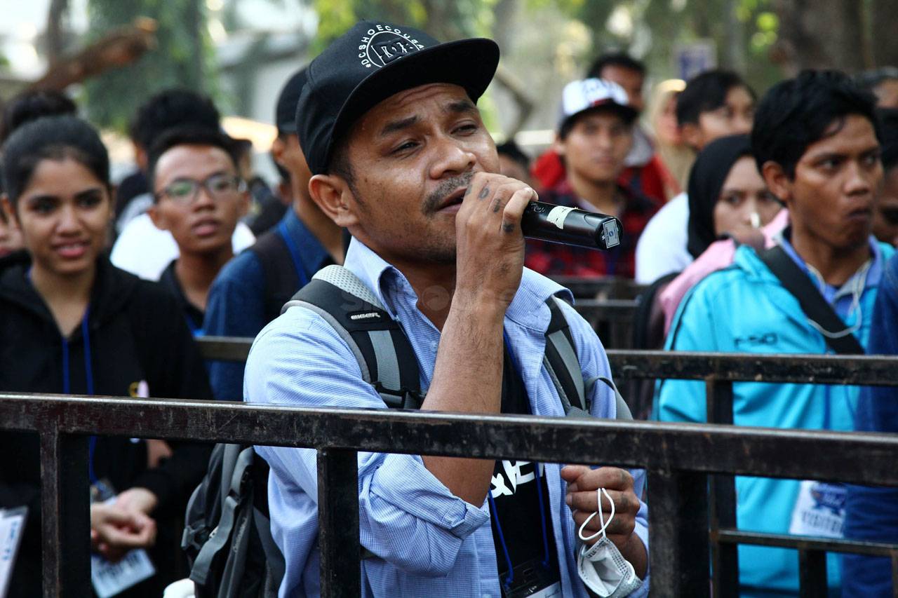 Audisi Indonesian Idol...