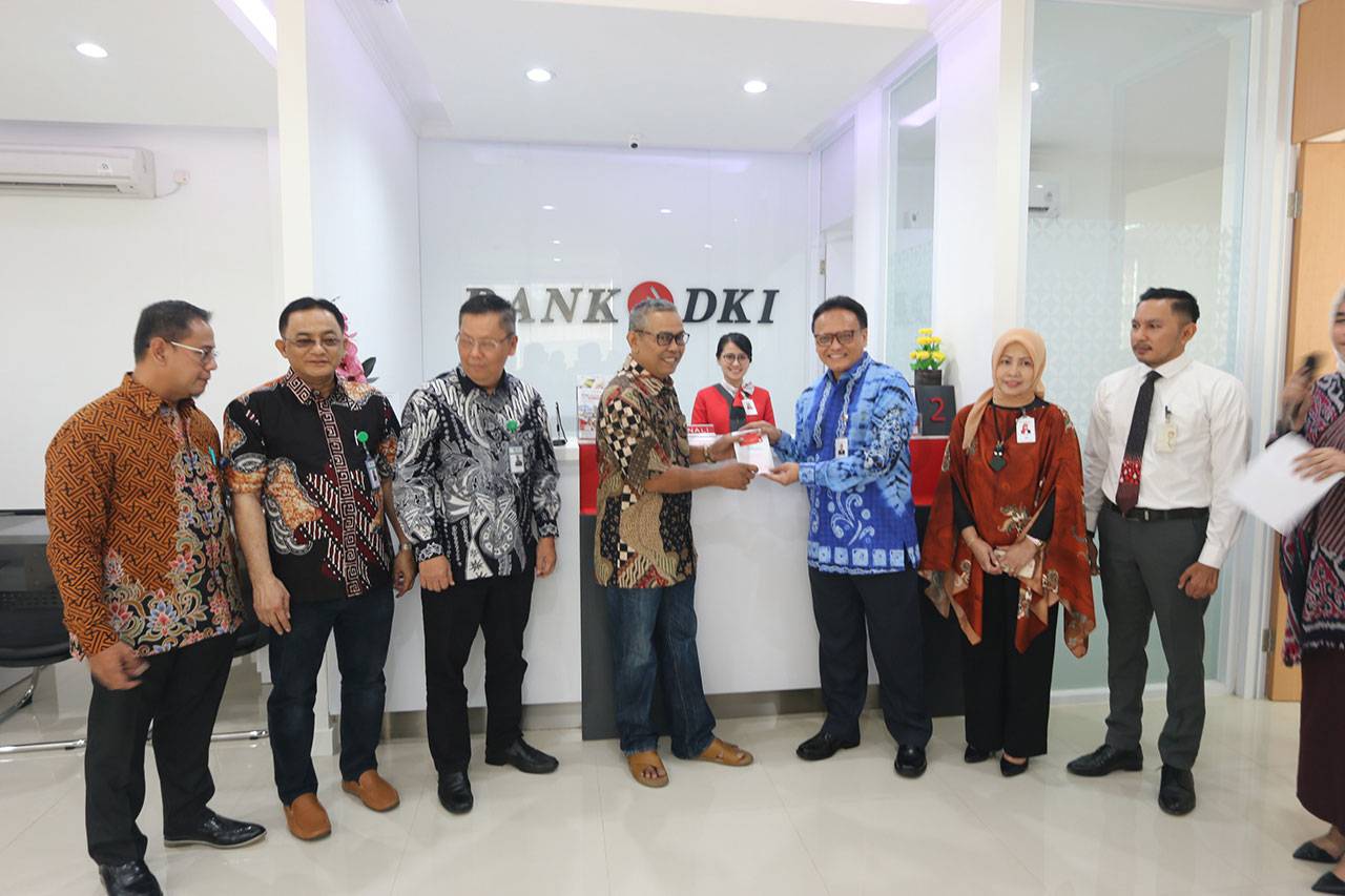 Bank DKI Buka Kantor...