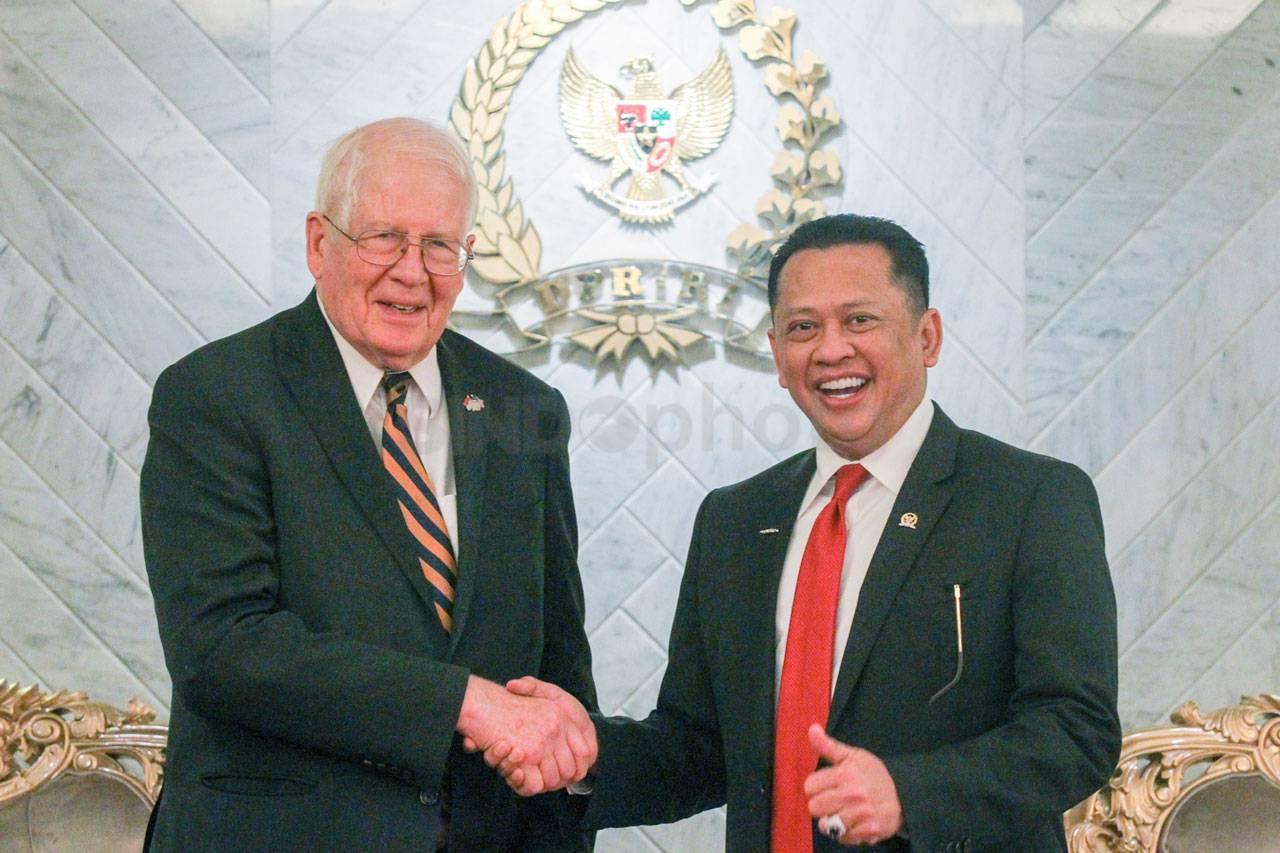 Ketua DPR Terima Kunjungan...