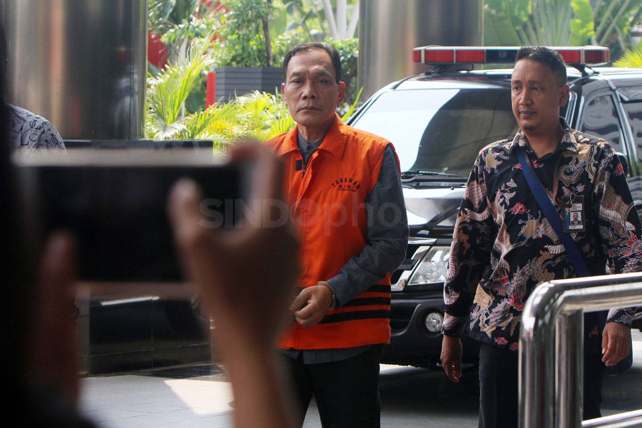 KPK Lanjutkan Pemeriksaan...