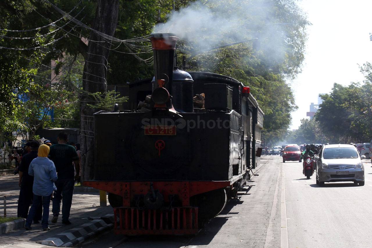 Kereta Api Uap Jaladara,...
