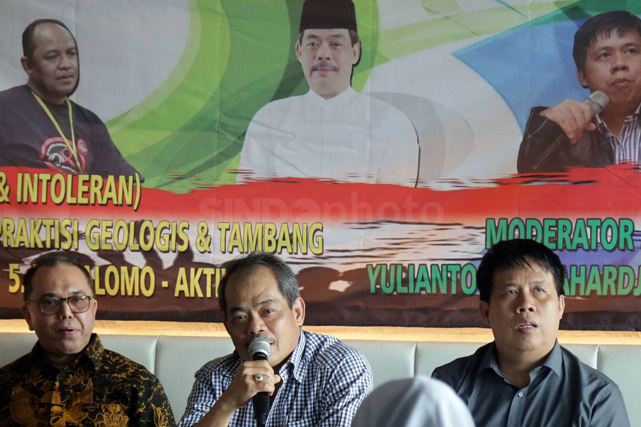 Diskusi Komposisi Kabinet...